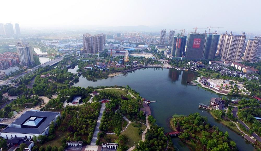 公司承建的常德市丁玲公園新建工程（一標）榮獲全國市政金杯示范工程、國家優質工程